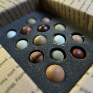 [SOLD OUT] Rainbow Egg Hatching Egg Mix 14 (12 +2)